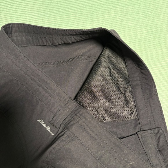 Eddie Bauer Womens Capri Pants Black Nylon Blend Outdoor Hiking Size 10 - Picture 4 of 9